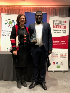 Le Lauréat Mr Ulrich BIAOU avec Mme Atika RIVENQ, Prof à l’IEMN-DOAE